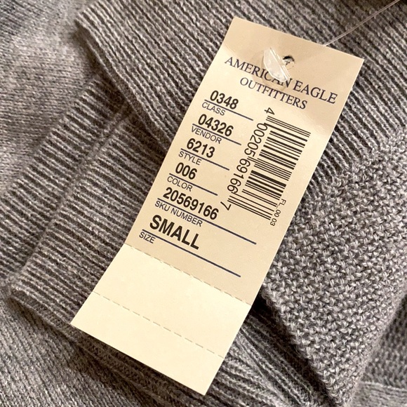 American Eagle Grey sweater - Picture 5 of 5